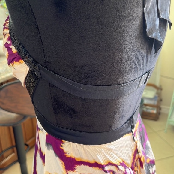 EUC Bebe silk dress size S - Picture 8 of 16